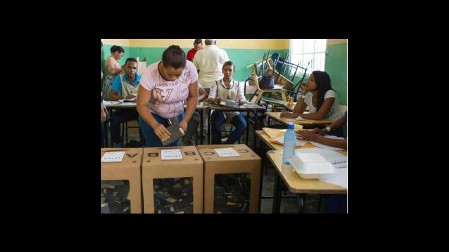 Hacienda y partidos se quejan de que JCE asuma mayor costo de las primarias Hacienda y partidos se quejan de que JCE asuma mayor costo de las primarias