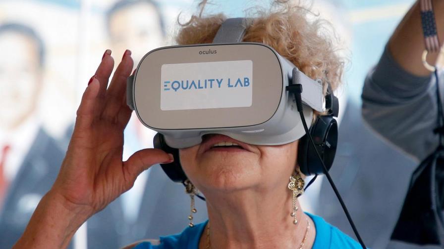 Ancianos de Miami cumplen sus sueños y combaten la depresión con realidad virtual