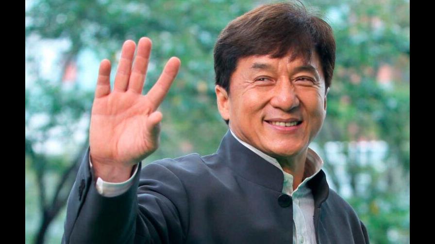 Jackie Chan rompe el silencio sobre su cuarentena por posible contagio de coronavirus