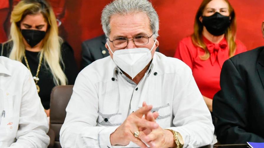 Médicos harán vigilia el lunes tras decisión judicial que les impide paralizar labores