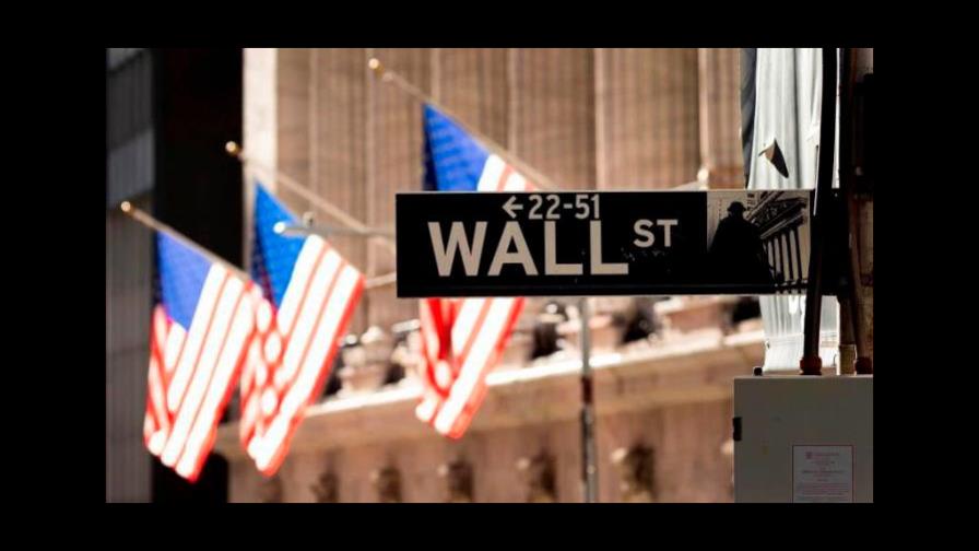 Wall Street cierra en verde y con nuevos récords del S&P 500 y el Nasdaq