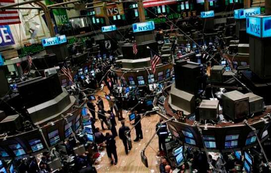 Dow Jones supera la cota de 30,000 puntos por primera vez en Wall Street