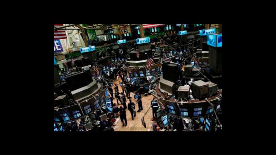 Dow Jones supera la cota de 30,000 puntos por primera vez en Wall Street Dow Jones supera la cota de 30,000 puntos por primera vez en Wall Street