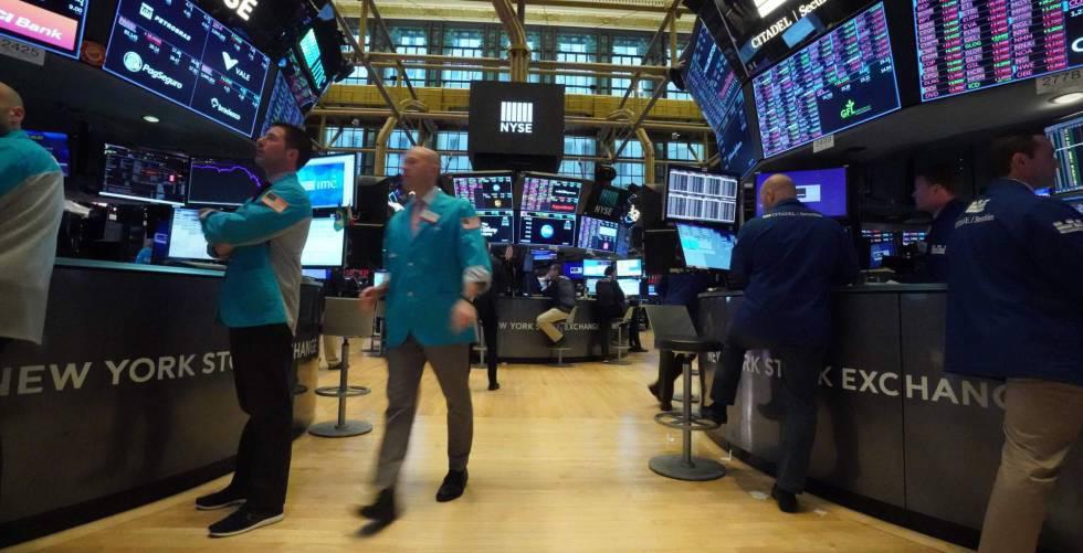 Wall Street abre con ligeras pérdidas por caída de puestos de trabajo