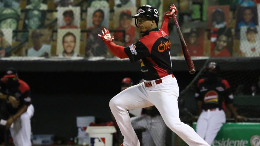 Wander Franco no tiene daños en su hombro, pero no jugará más en la pelota invernal
