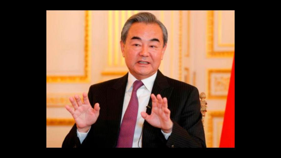 China dice que “enseñará” a EE. UU. a tratar a los demás de igual a igual
