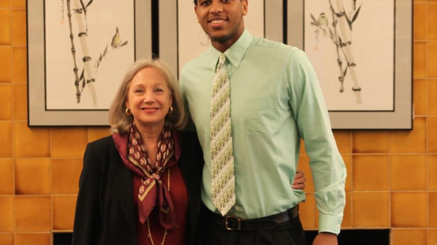 Weisner Pérez deja el básquet a los 22 años por el banco UBS al graduarse con honores en Harvard