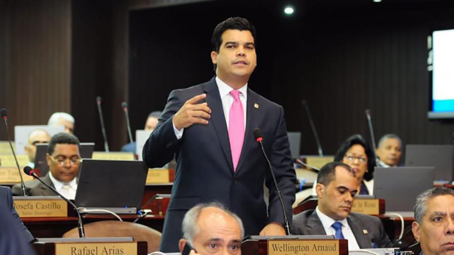 Gobierno busca RD$7,617 millones adicionales para Presupuesto 2018