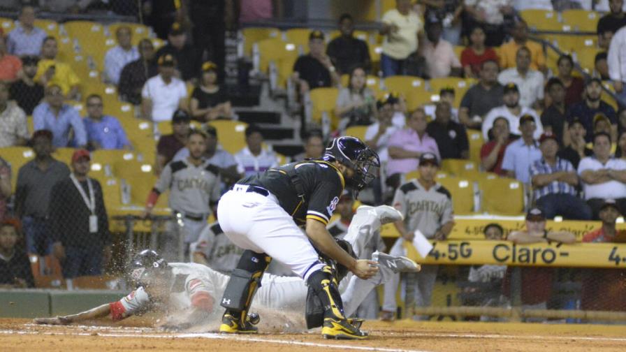 El Escogido pone fin a racha con triunfo sobre las Águilas El Escogido pone fin a racha con triunfo sobre las Águilas