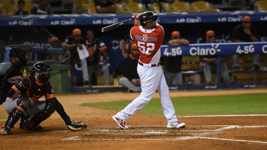 Con Lowey, Paulino y Cordero oportunos el Escogido gana cuarto al hilo