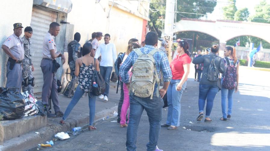 Estudiantes de la UASD se amotinan previo a paro; suspenden clases hoy y mañana