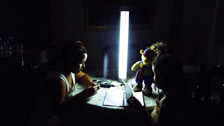 EdeEste anuncia déficit de energía por cinco plantas fuera de servicio 