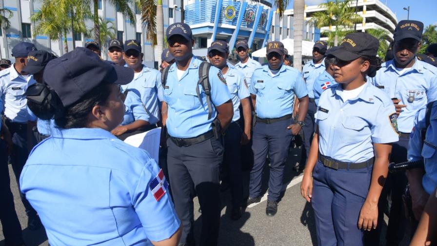 Unos 29 mil policías y militares reforzarán seguridad ciudadana durante diciembre Unos 29 mil policías y militares reforzarán seguridad ciudadana durante diciembre