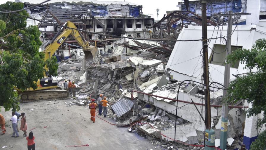 Esposo de Rosa Amelia, desaparecida tras explosión, no pierde la esperanza de hallarla con vida Esposo de Rosa Amelia, desaparecida tras explosión, no pierde la esperanza de hallarla con vida