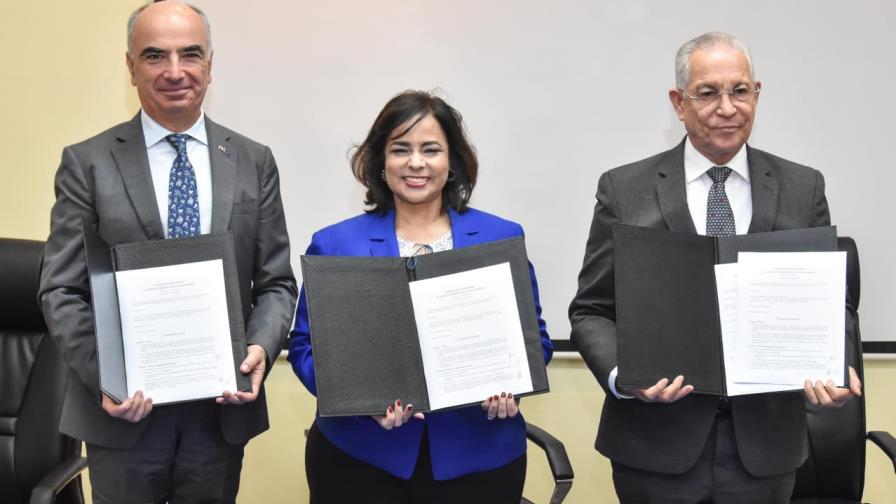 Unión Europea y autoridades dominicanas firman contrato de subvención por 800,000 euros