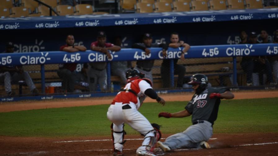 Anna responde y el Escogido se asegura el tercer lugar 