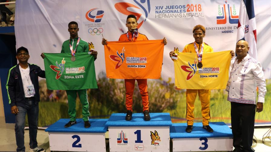Zona Este se impuso en lucha olímpica estilo libre