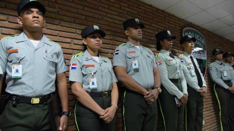 Los requisitos para ser un agente de tránsito