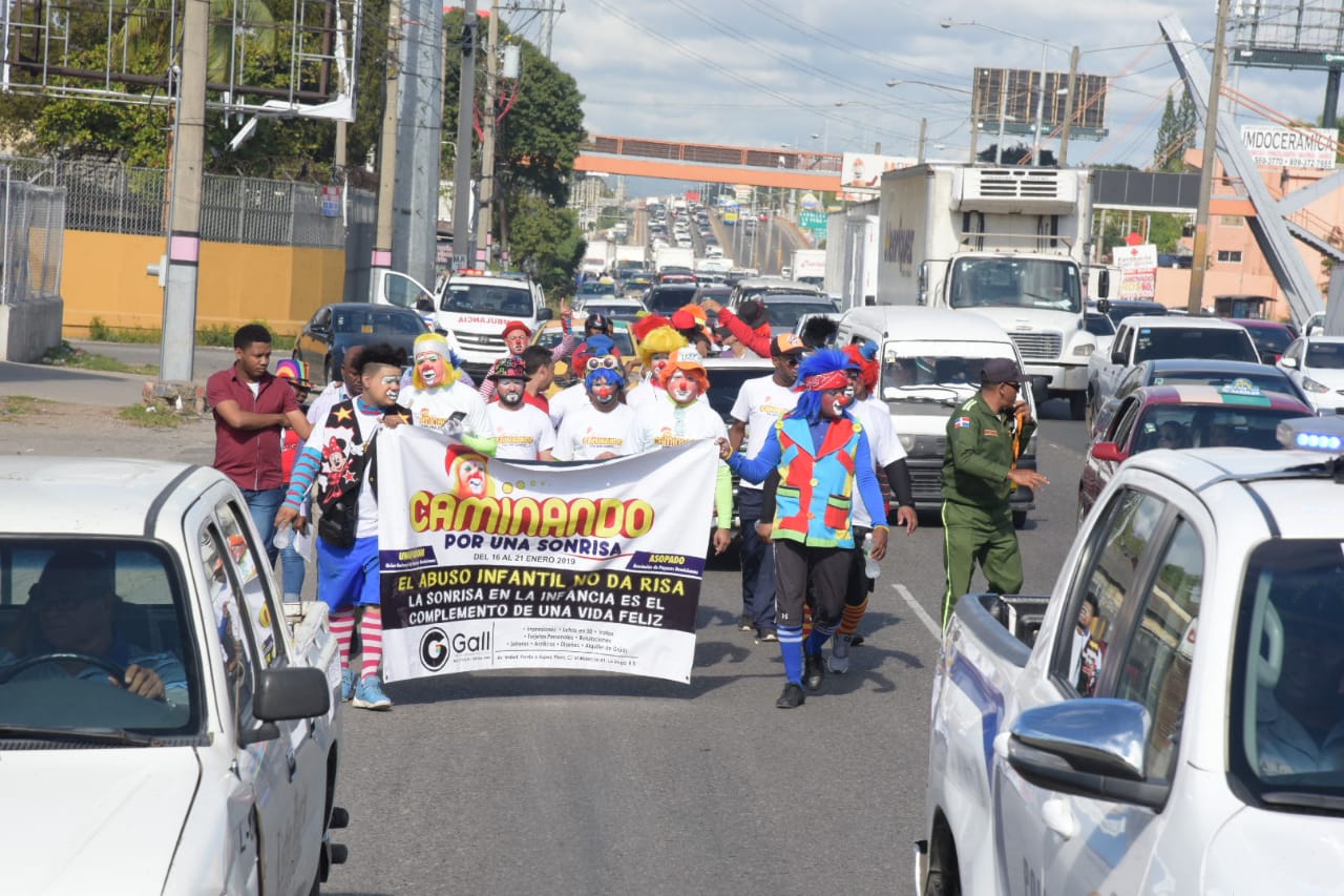 Manifestantes tienen previsto llegar a la Basílica de Higüey el próximo lunes.