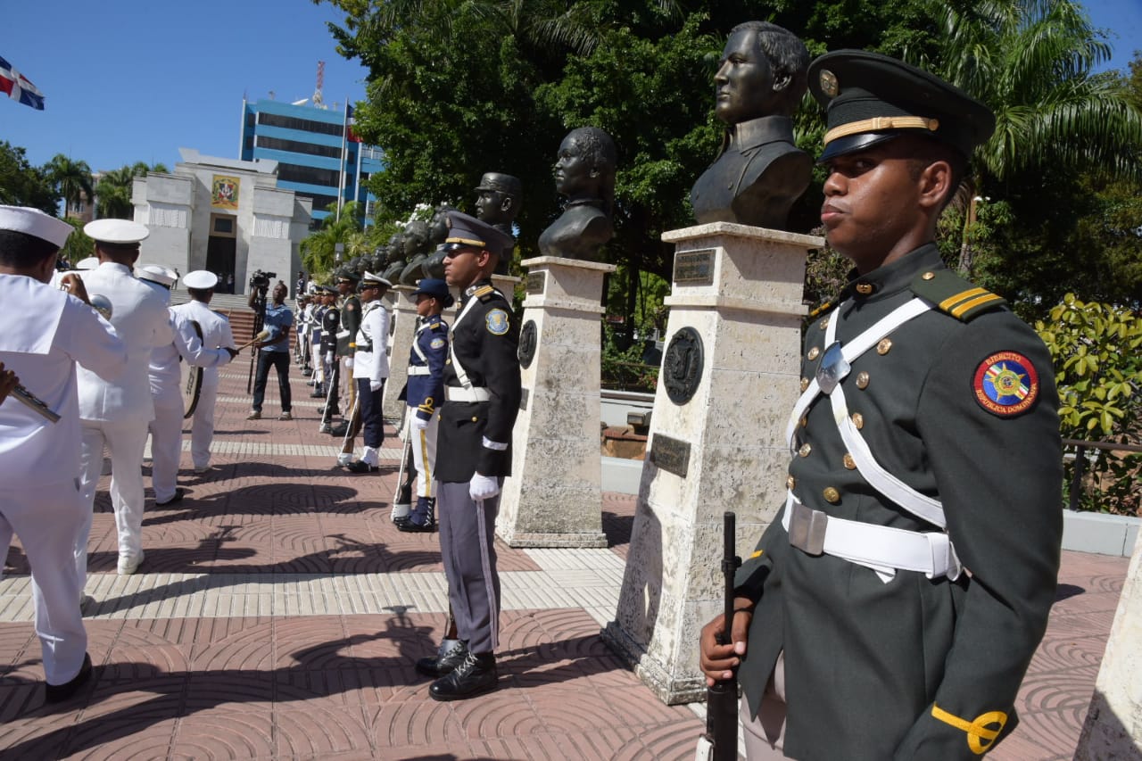 Guardia de honor por la conmemoración del natalicio de Juan Pablo Duarte. DIARIO LIBRE / JUSTO FELIZ