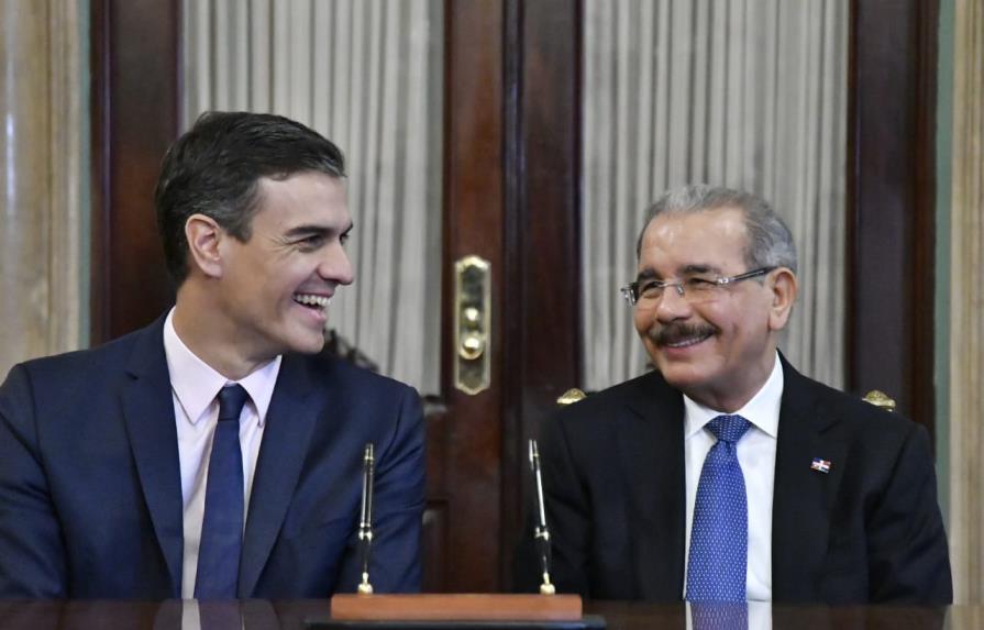 Medina y Sánchez firman acuerdos de cooperación
