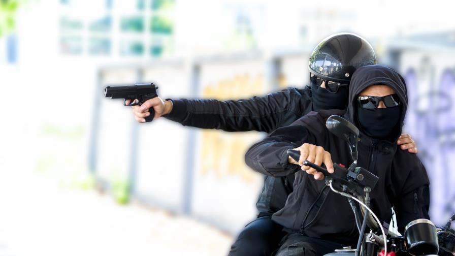 Era menor supuesto delincuente que mató la Policía en Santiago 