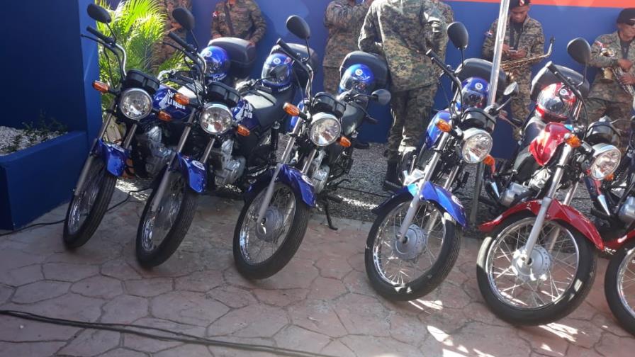 Entregan equipos para la Defensa Civil en San Juan de la Maguana 