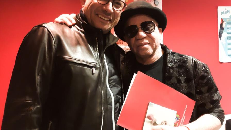 José Antonio Rodríguez motiva a ícono de la música africana en apoyo iniciativa “Presencia por la Paz”