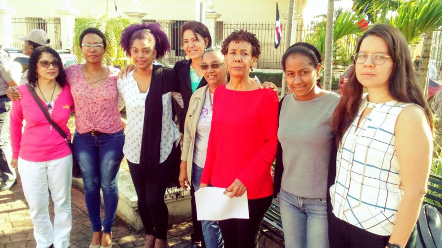 Afirman Ley Electoral presenta riesgo de colocar mujeres donde no tienen posibilidad de ganar