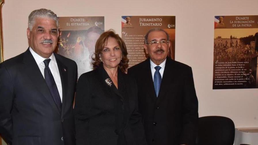 Medina inauguró exposición sobre Duarte en embajada en Italia