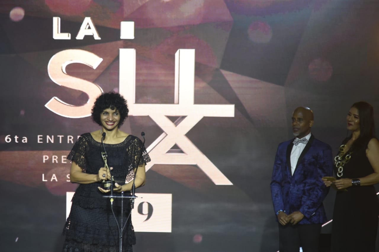 Leticia Tonos, ganadora de Mejor Directora por la película “Juanita”. (Diario Libre/ Ricardo Hernández)