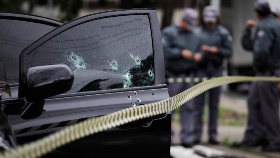 Policía mata a 11 asaltantes de bancos en Brasil