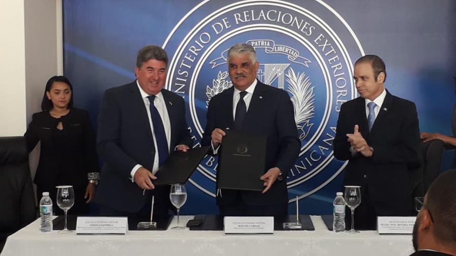 El país firma con Reino Unido garantizar beneficios del EPA cuando se efectúe el Brexit El país firma con Reino Unido garantizar beneficios del EPA cuando se efectúe el Brexit