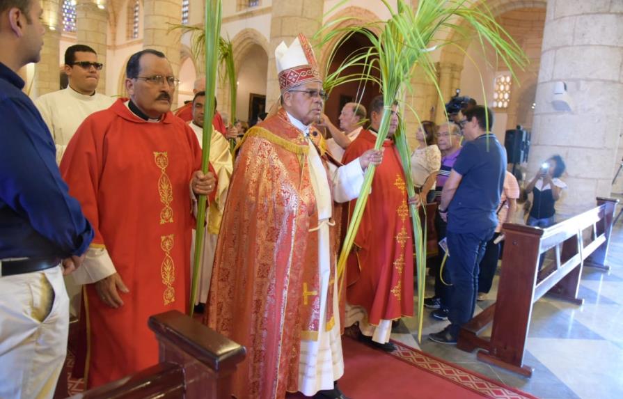 Monseñor Ozoria: “Nos encanta el poder por todos los medios”