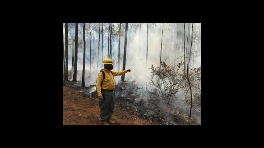Esta noche fue controlado incendio en Bahoruco