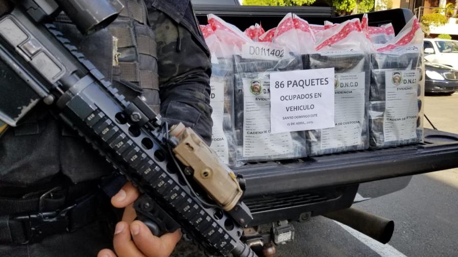 Decomisan 86 paquetes de droga durante operativo en autopista Las Américas