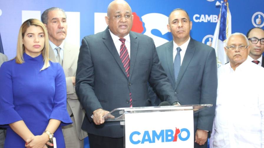 Corriente de Abinader acusa al PLD  de provocar una crisis institucional