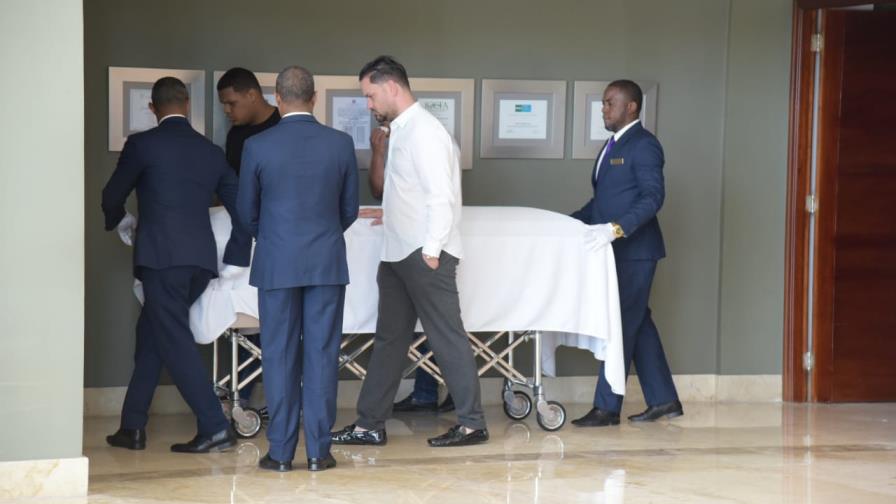 Velan los restos de la madre de Yatnna Rivera en ceremonia privada 