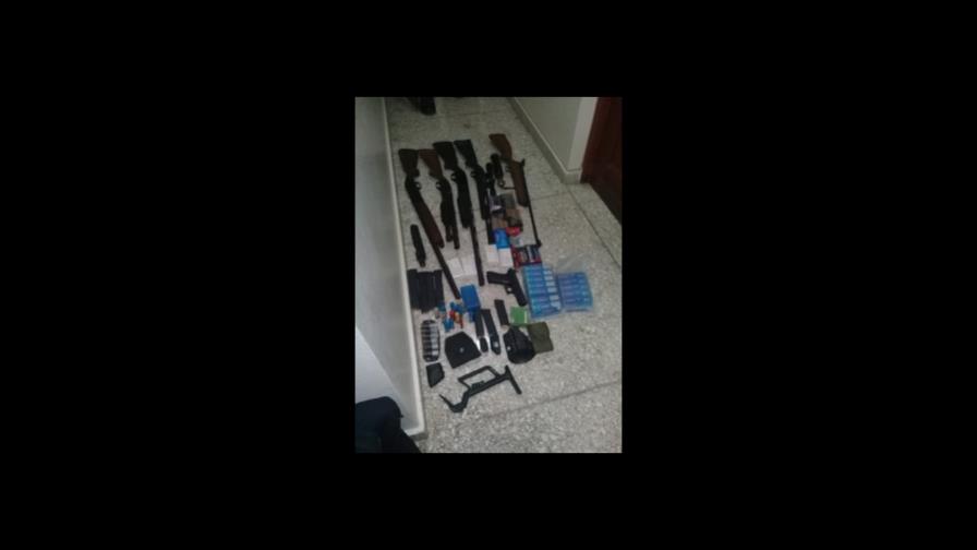 Detienen hombre con ocho armas en La Romana
