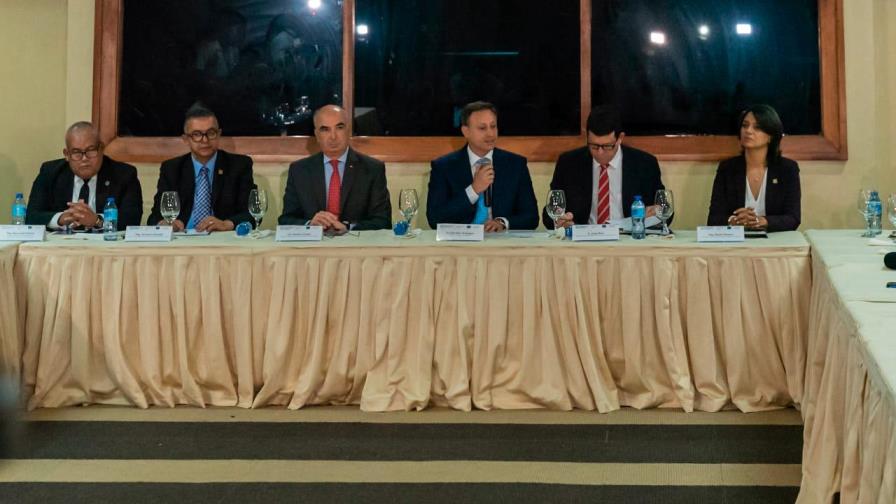 Procuraduría traza nuevas estrategias para combatir el tráfico y la trata de personas