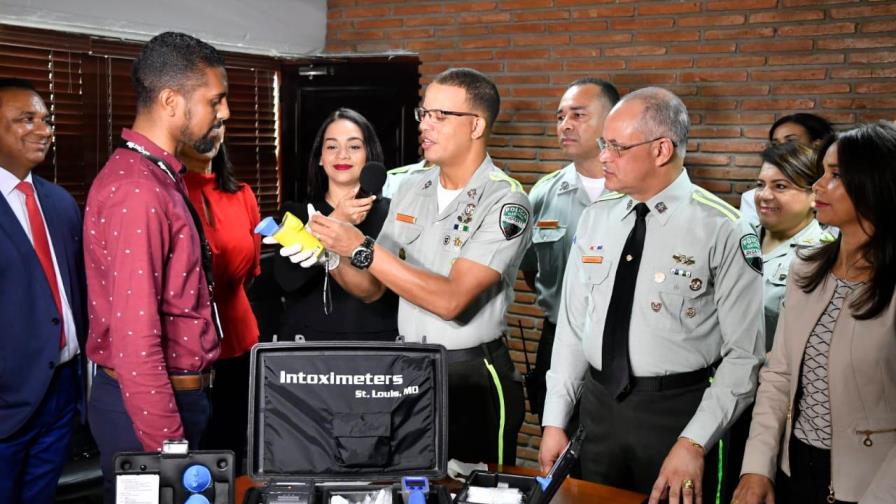 Anuncian que el viernes se empezará hacer pruebas de alcohol a los conductores Anuncian que el viernes se empezará hacer pruebas de alcohol a los conductores