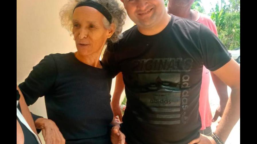 Hombre encuentra a su madre 35 años después, tras publicación de Diario Libre