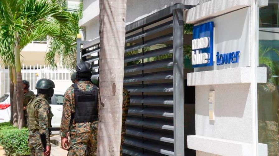 Allanan torre donde tienen apartamentos David Ortiz y César el Abusador