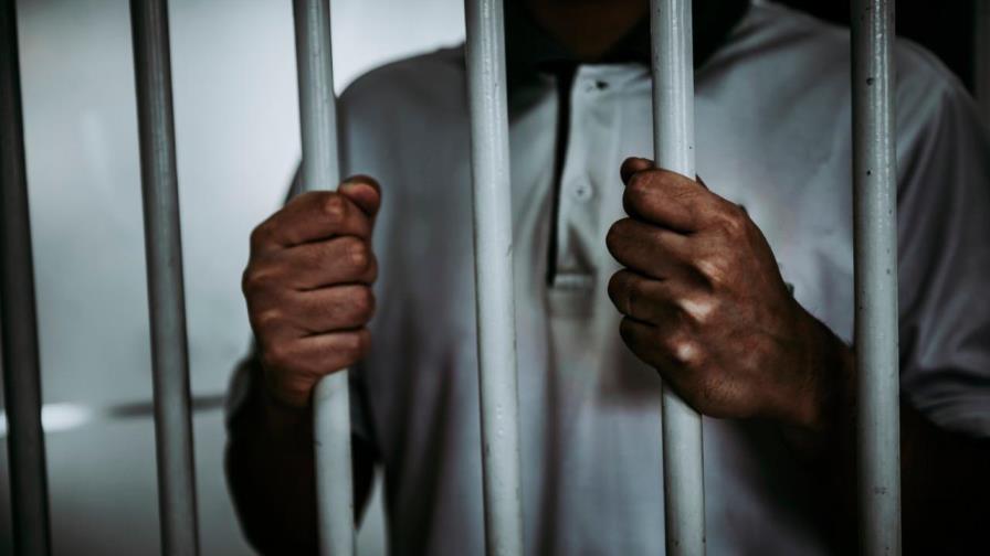 Dictan diez años de prisión contra hombre que intervino en una pelea en la que estaba su hijo Dictan diez años de prisión contra hombre que intervino en una pelea en la que estaba su hijo