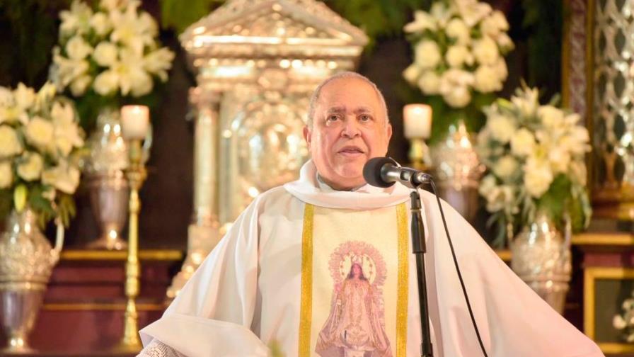 Fray Máximo Rodríguez: “Los políticos están buscando solo sus intereses personales” Fray Máximo Rodríguez: “Los políticos están buscando solo sus intereses personales”