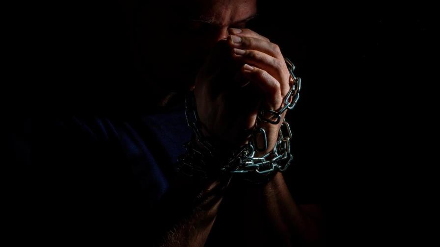 Un hombre confesó haber matado a su esposa e hijas para irse con su amante