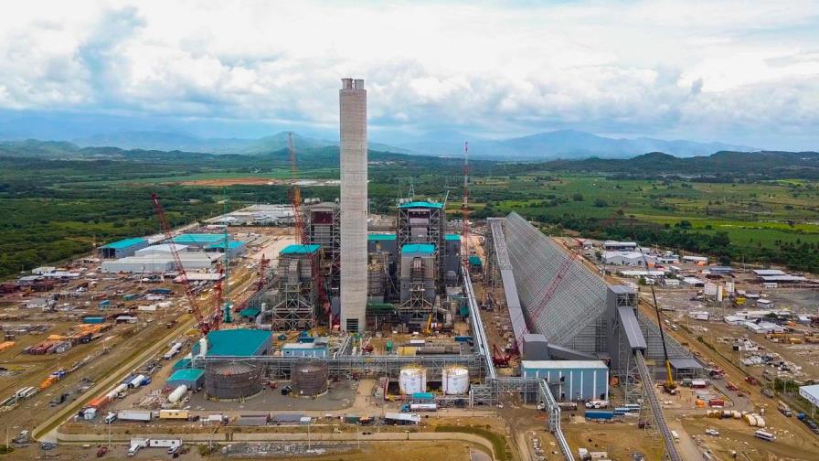 Gobierno anuncia prueba en la segunda planta de Punta Catalina; justo cuando se conoce que la primera saldrá de servicio