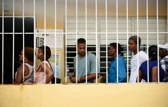 Pese a algunas quejas, en Sabana Perdida las elecciones se realizaron con normalidad