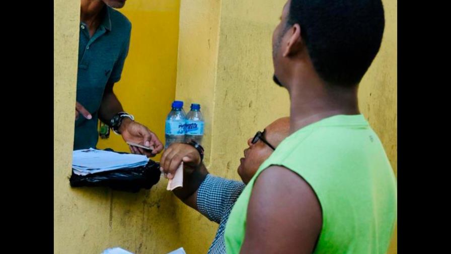 A uno de cada dos dominicanos le han comprado el voto