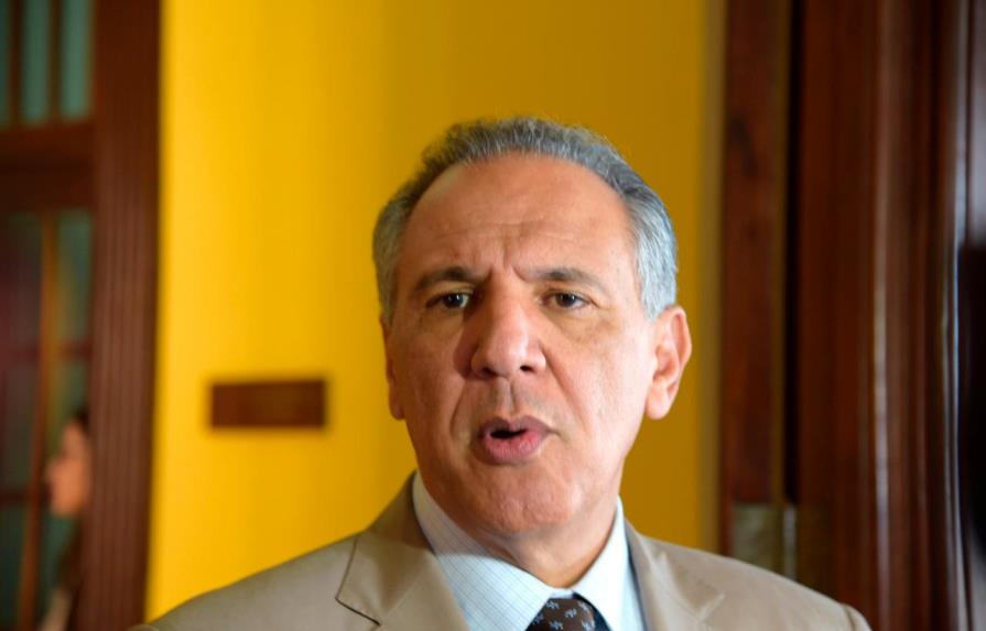 Peralta dice fue “pírrica” manifestación de leonelistas ante la Junta Central Electoral